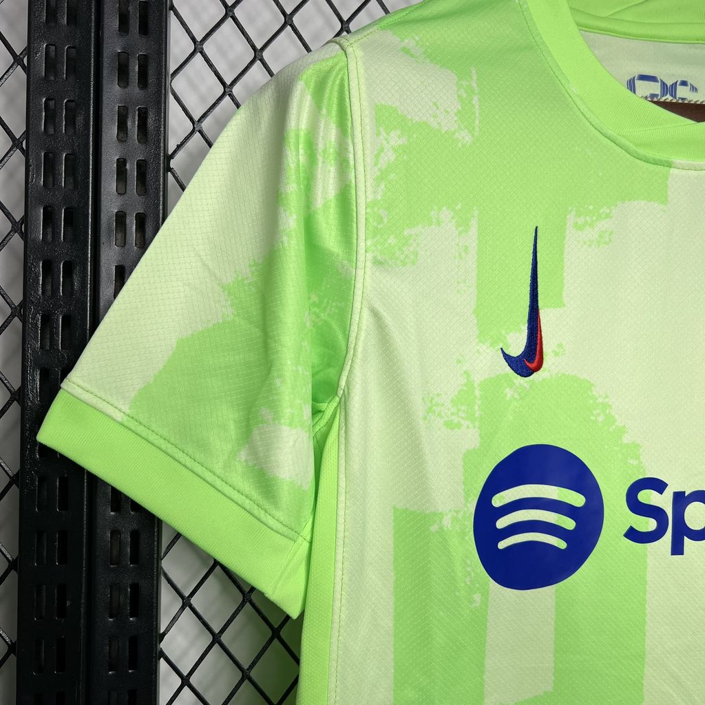 Terceira camisa do Barcelona 2024/25