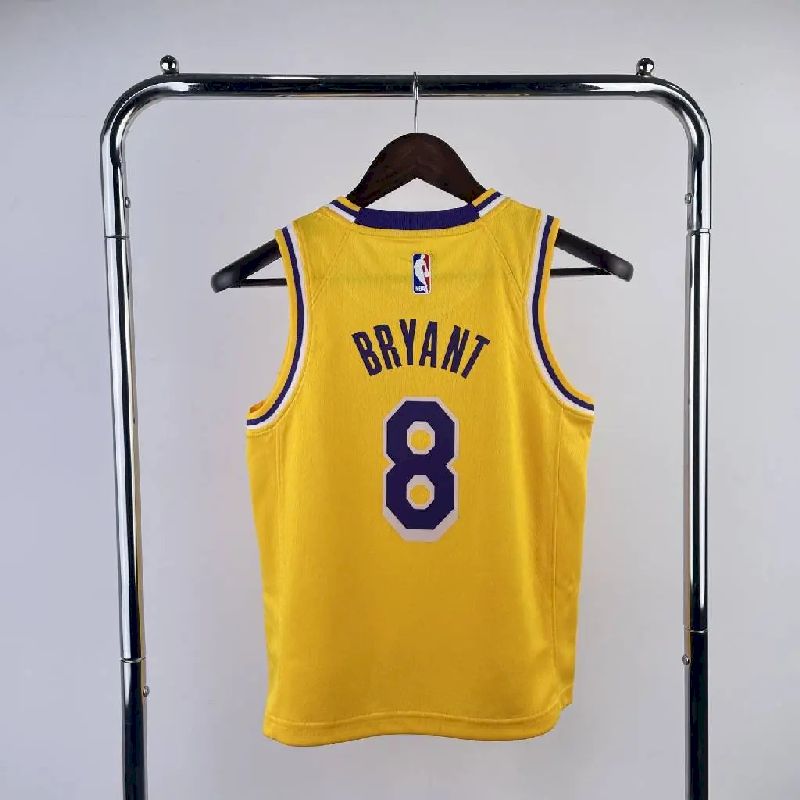Camisa amarela do time juvenil Kobe Bryant