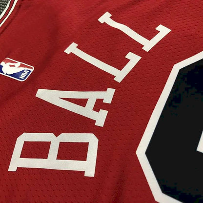 Camisa masculina vermelha Swingman da Lonzo Ball – Edição Icon