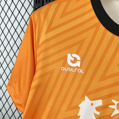 Camisa de goleiro laranja do Racing de Santander 2024/25