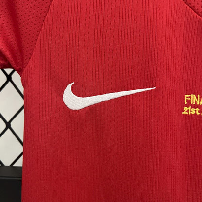 Camisa e shorts retrô infantil Manchester United 2007/08