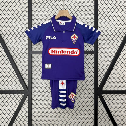 Camisa e shorts retrô infantil da Fiorentina 1998/99