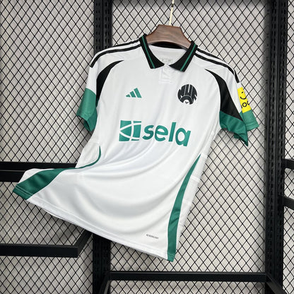 Terceira camisa do Newcastle United 2024/25