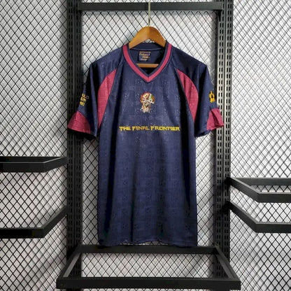 Camisa retrô do West Ham United 2010