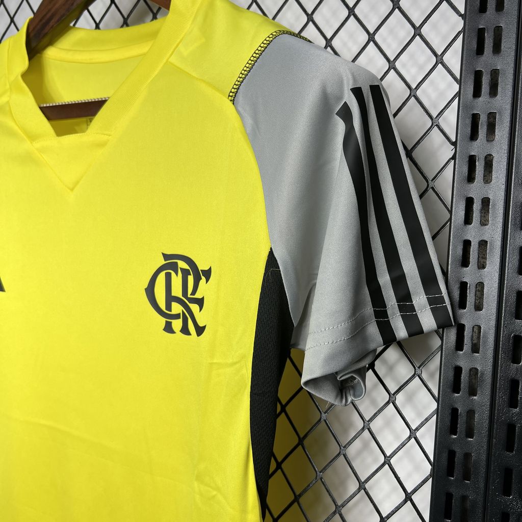 Camisa feminina pré-jogo do Flamengo 2024/25