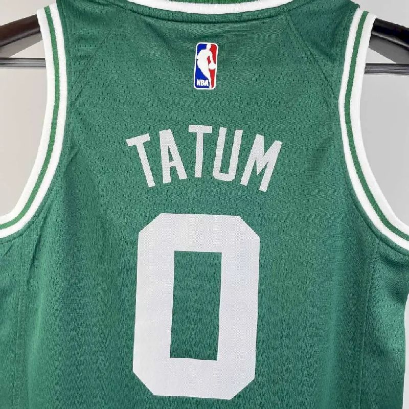 Camisa verde do time juvenil Jayson Tatum
