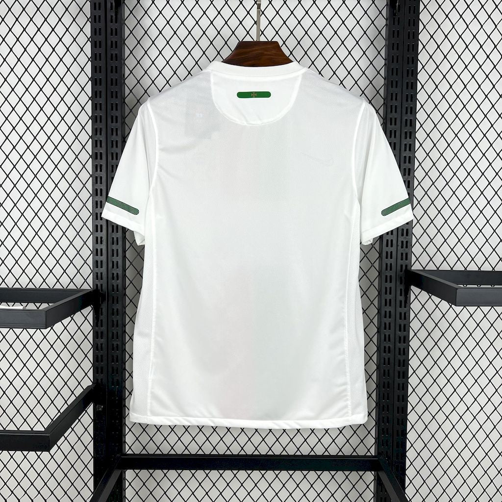 Camisa retrô de Portugal 2010