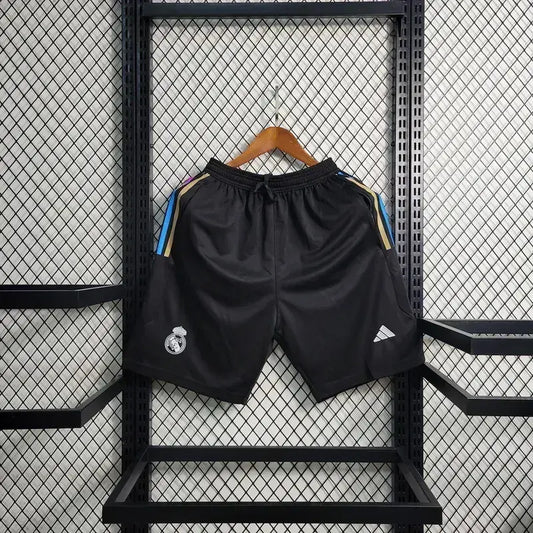 CALÇÕES DE TREINO EM CASA DO REAL MADRID 2023/24