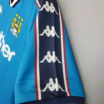 Camisa retrô titular do Manchester City 1997/99