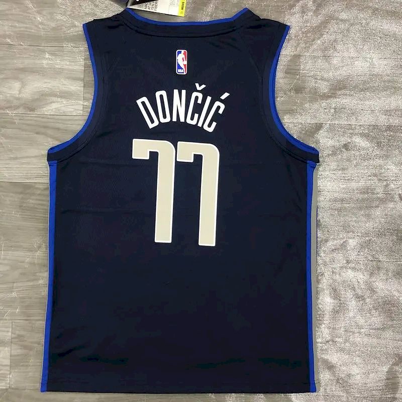Camisa Luka Doncic Swingman Player Masculina Azul Marinho – Edição Statement