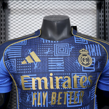 Maillot Louis Vuitton Édition Commune Real Madrid 2025/26 Version Joueur