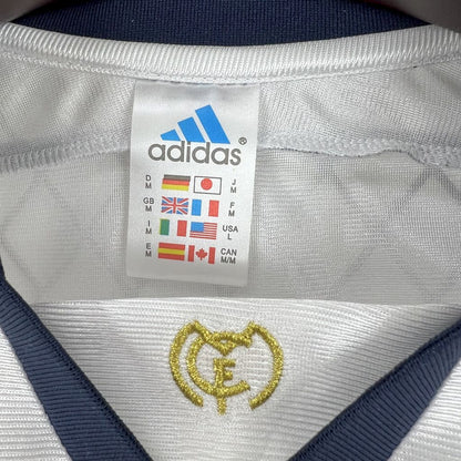 Camisa retrô do Real Madrid 1998/00