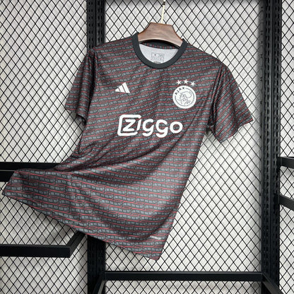 Camisa pré-jogo do Ajax 2024/25