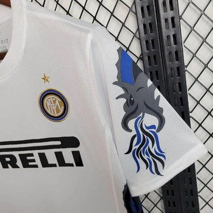 Camisa retrô reserva do Inter de Milão 2010/11