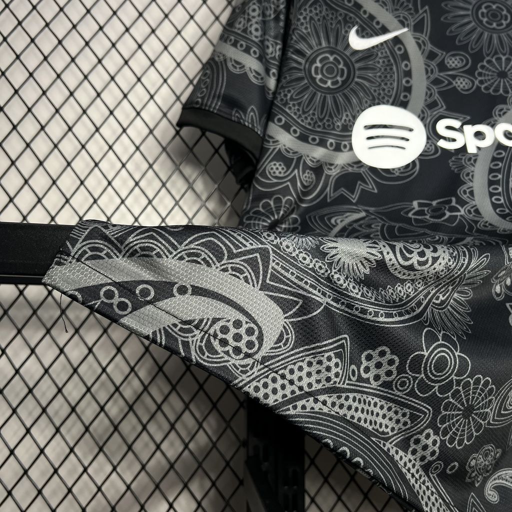 Camisa preta especial do Barcelona 2023/24