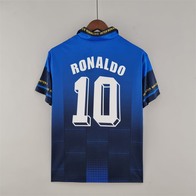 Camisa retrô Ronaldo Inter de Milão 1997/98