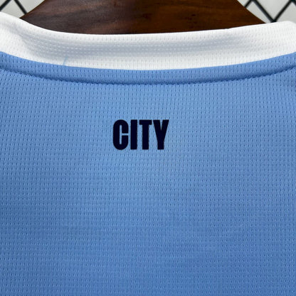 Camisa titular do Manchester City 2025/26
