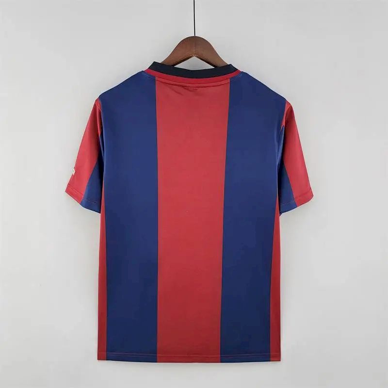 Camisa retrô titular do Barcelona 1998/99