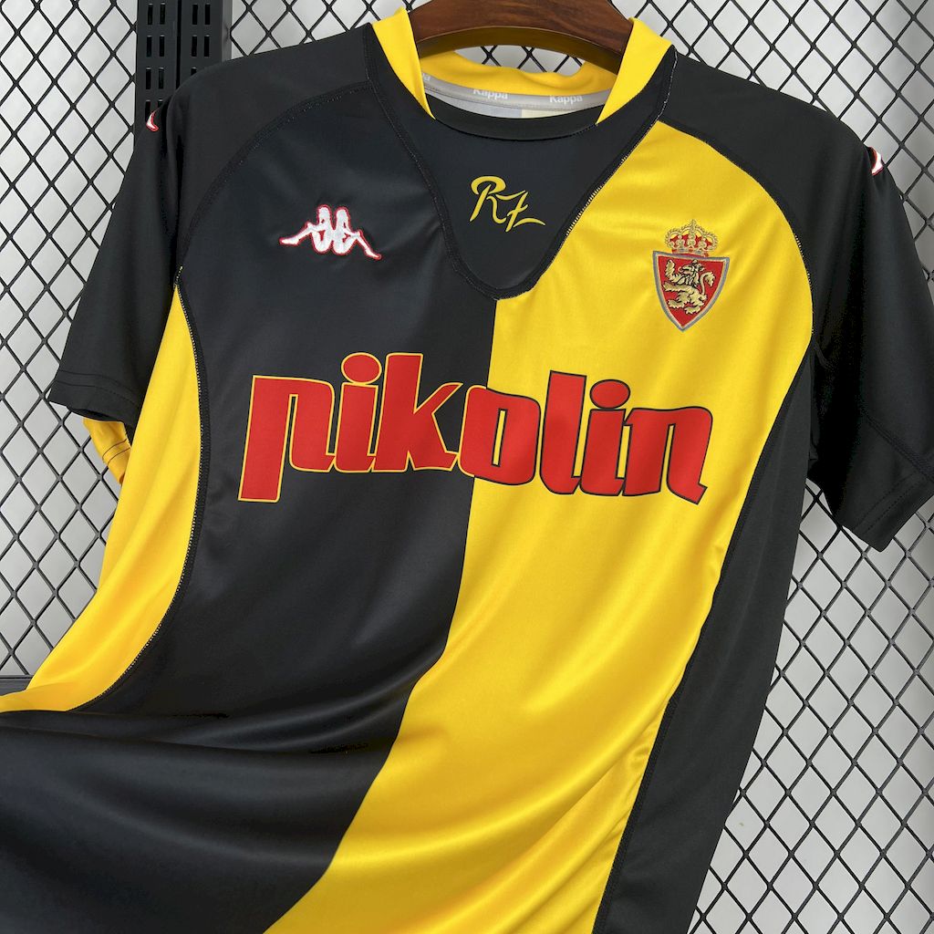 Camisa retrô do Real Zaragoza 2001/02