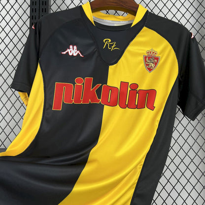 Camisa retrô do Real Zaragoza 2001/02