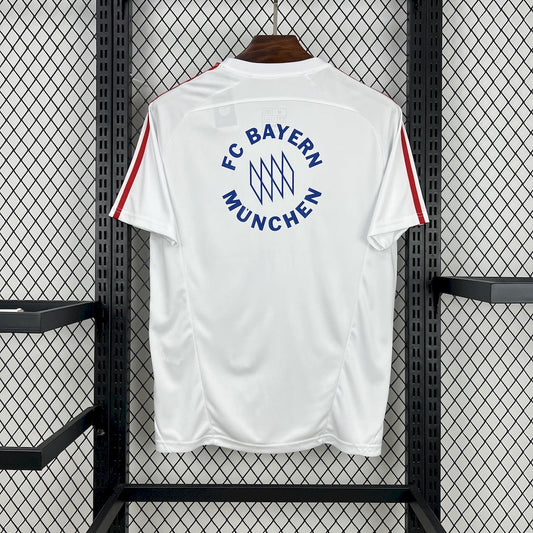 Bayern Munich 2025/26 Leisure Jersey