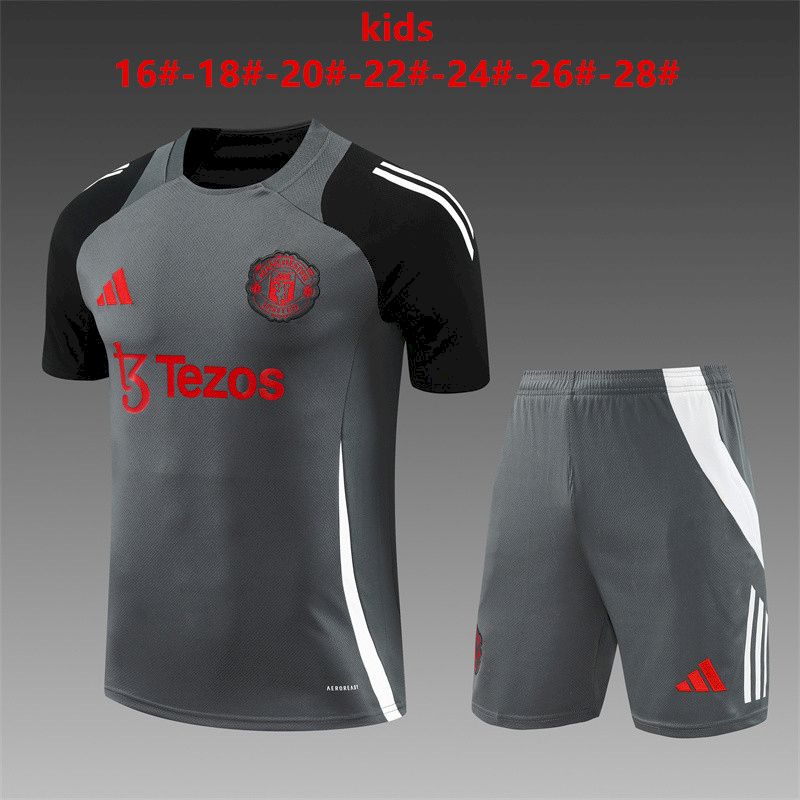 Camisa e short infantil Manchester United 2024/25 14001
