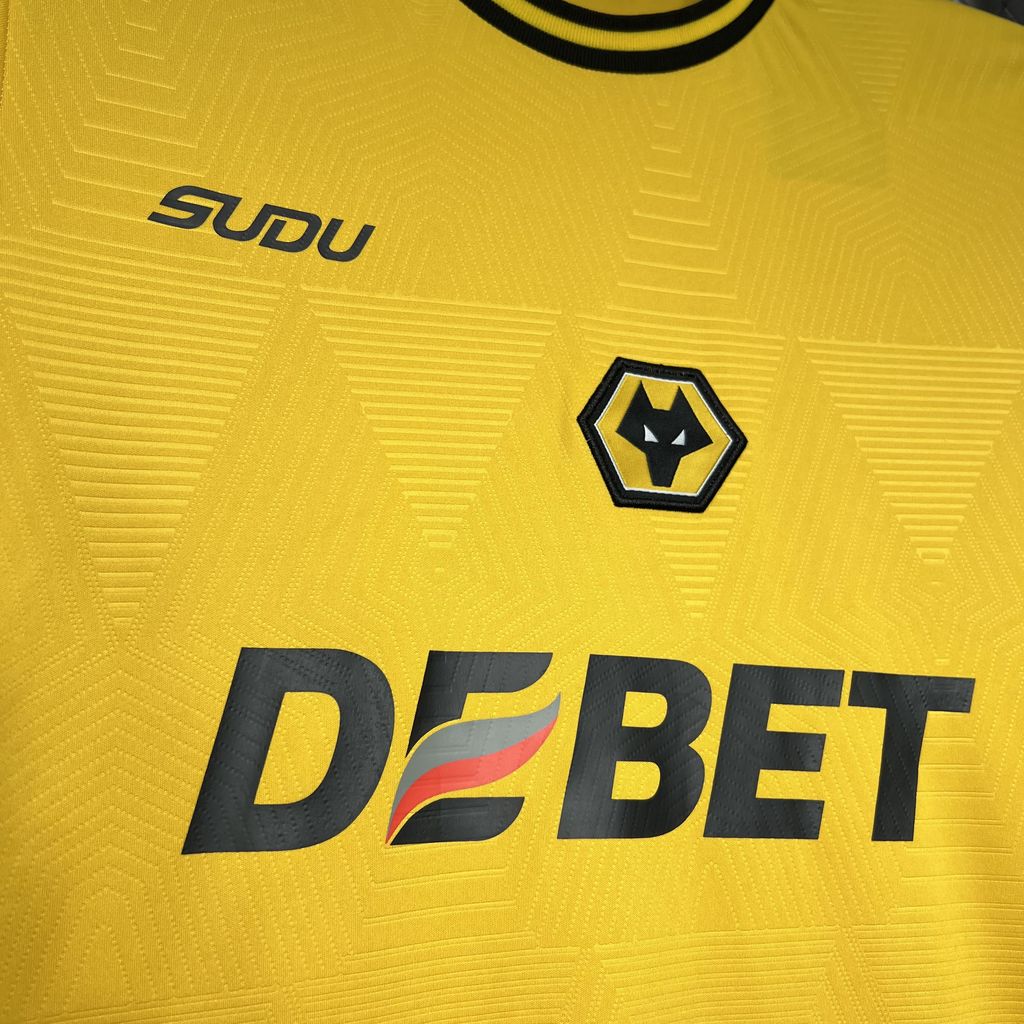 Camisa titular do Wolves 2024/25