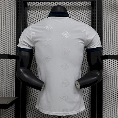 Camisa Real Madrid 2025/26 Edição Especial Branca Versão Jogador