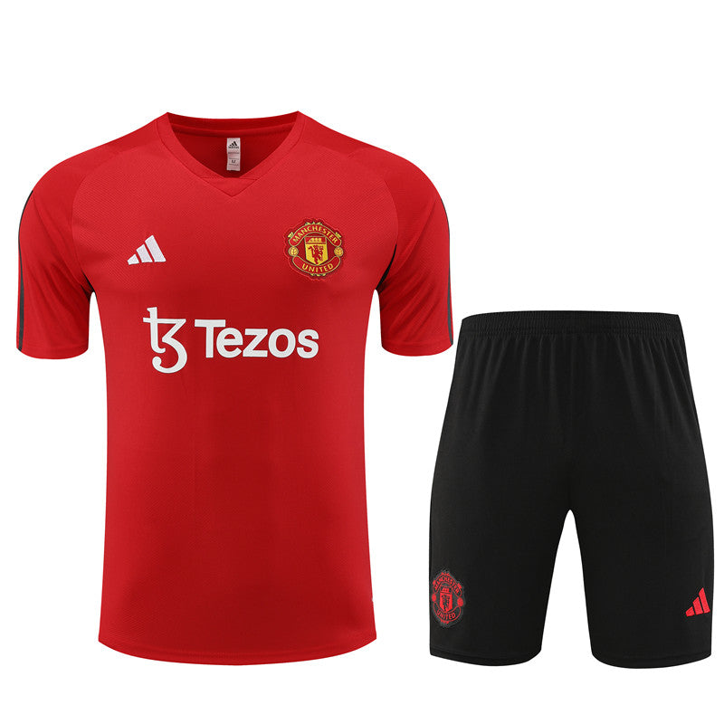 Camisa de treino adulto + short Manchester United 2023/24 14001