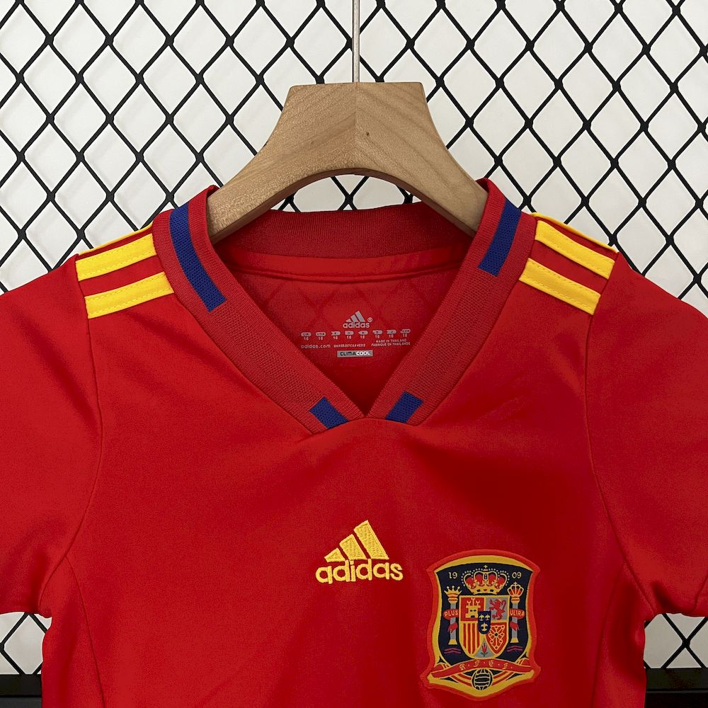 Camisa e shorts retrô infantil da Espanha 2010