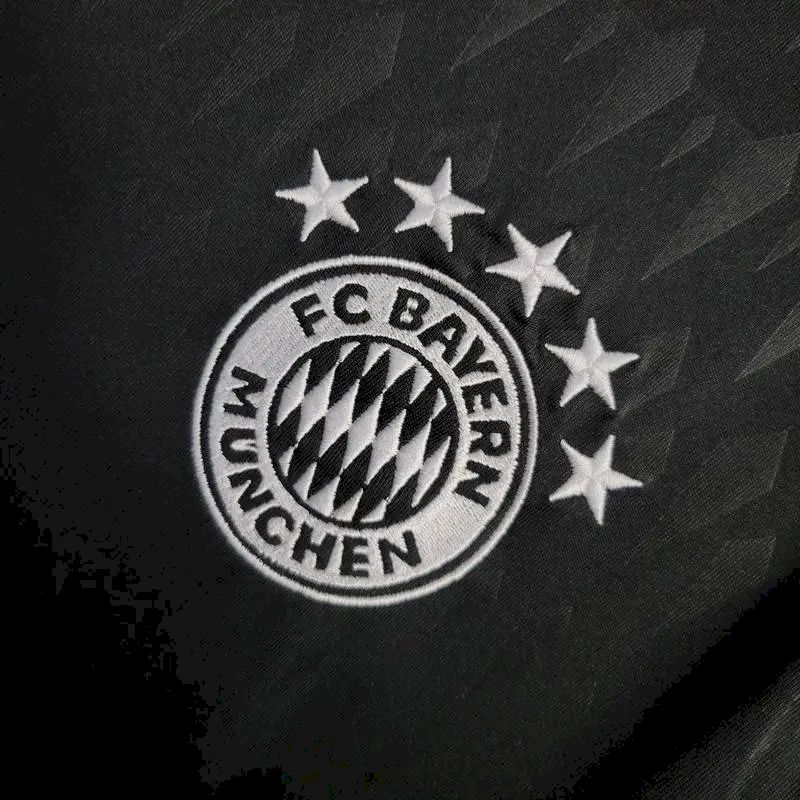 Bayern Munich 2023/24 Goalkeeper Jersey