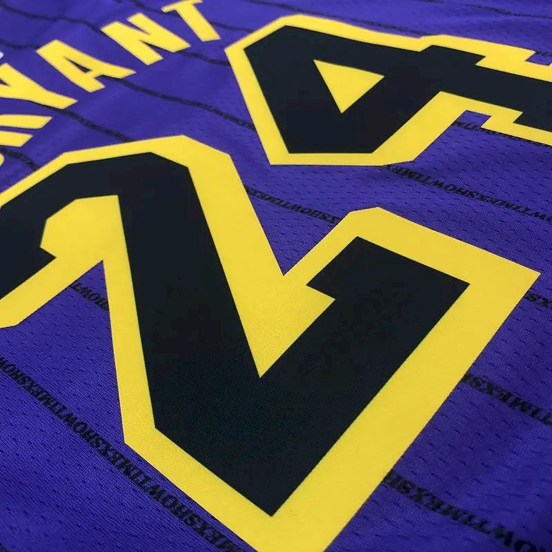 Camisa masculina Kobe Bryant 2018-19 roxa Swingman versão jogador – Edição City