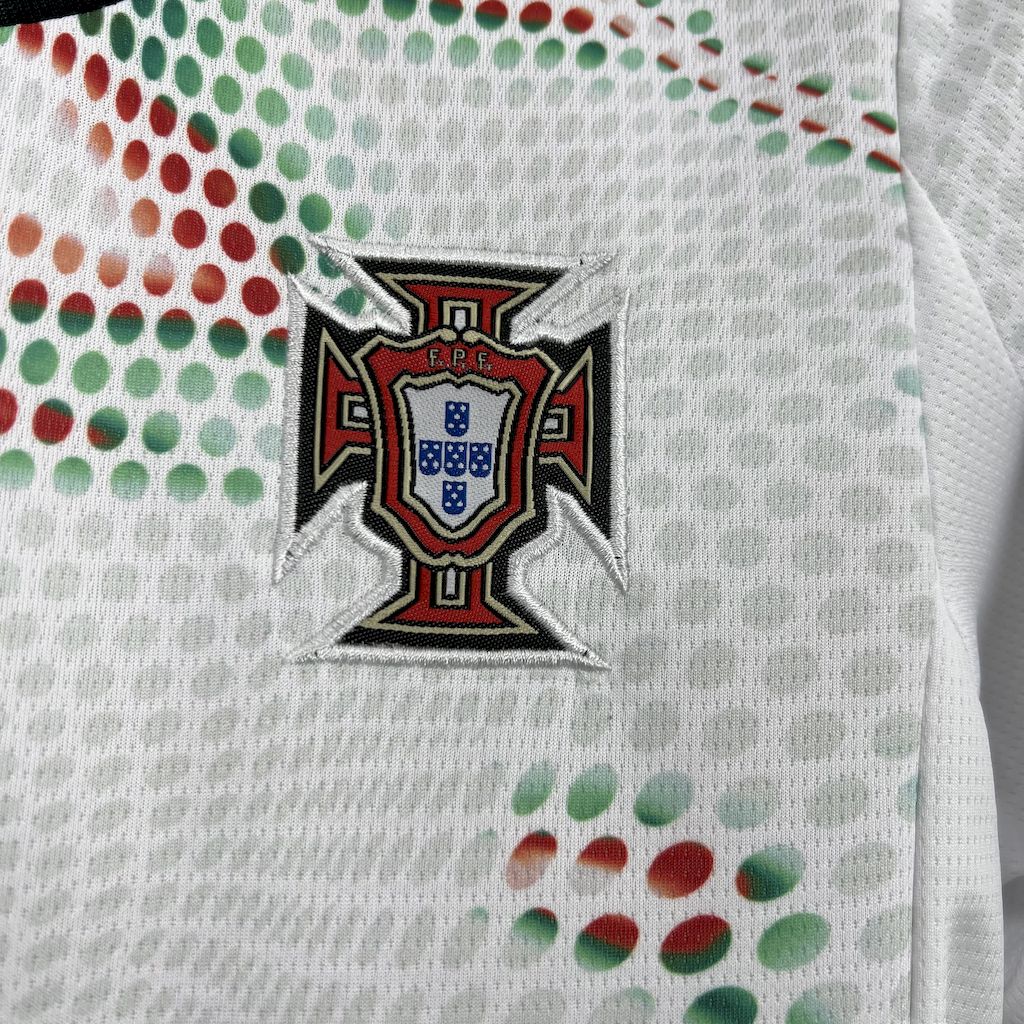 Kids Portugal 2025/26 Away Kit