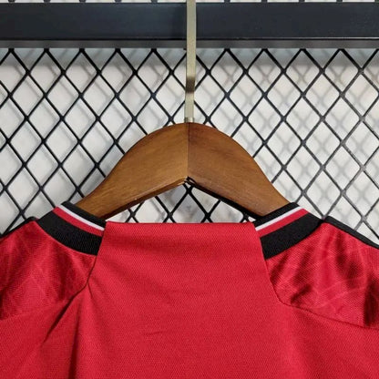 Kit Infantil Manchester United 2023/24