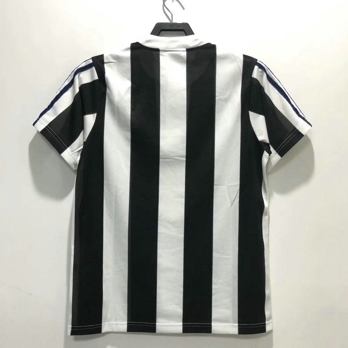 Camisa retrô do Newcastle United 1995/97