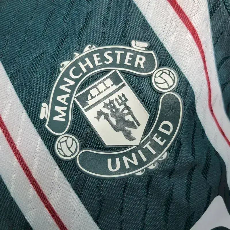Camisa reserva do Manchester United 2023/24, versão do jogador