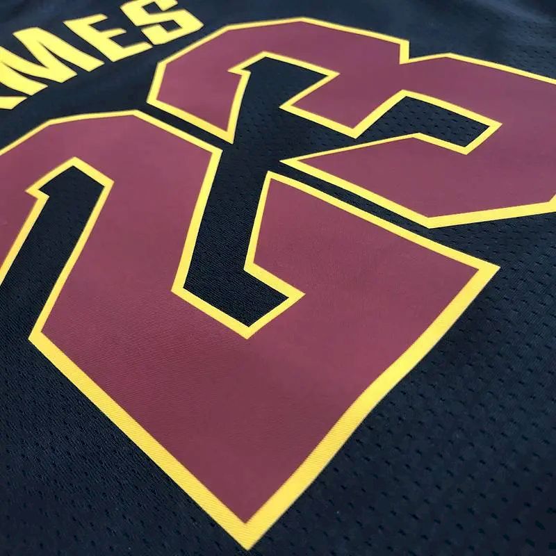 Camisa Swingman Masculina LeBron James Preta – Edição Statement