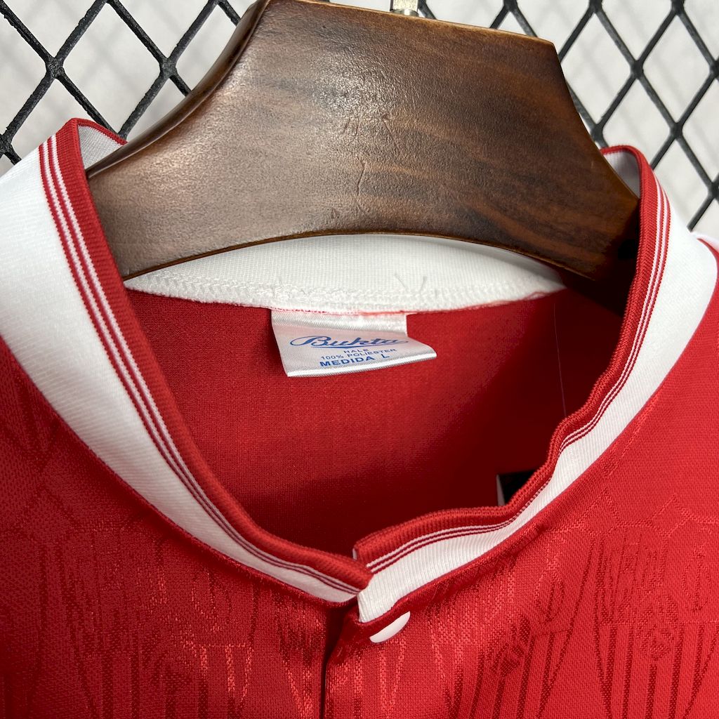 Camisa retrô Sevilla FC 1991/92