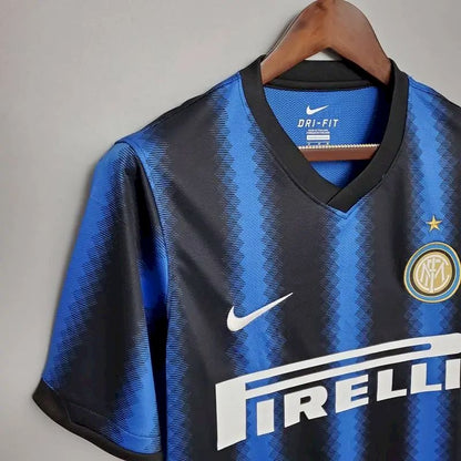 Camisa retrô da Inter de Milão 2010/11