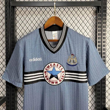 Camisa retrô reserva do Newcastle United 1996/97
