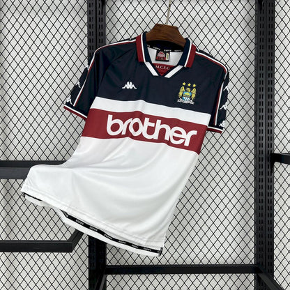 Camisa retrô reserva do Manchester City 1997/98