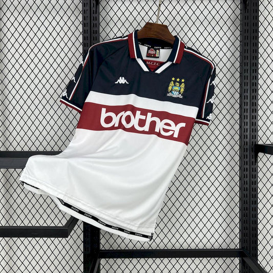 Camisa retrô reserva do Manchester City 1997/98