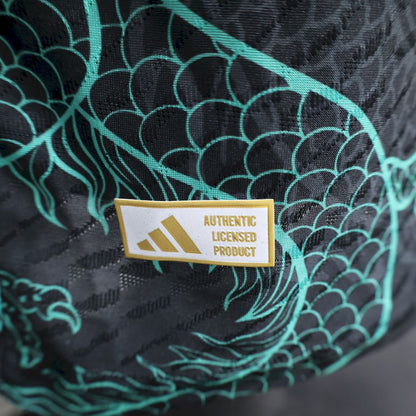 Maillot Real Madrid 2025/26 Noir Vert Dragon Edition Version Joueur