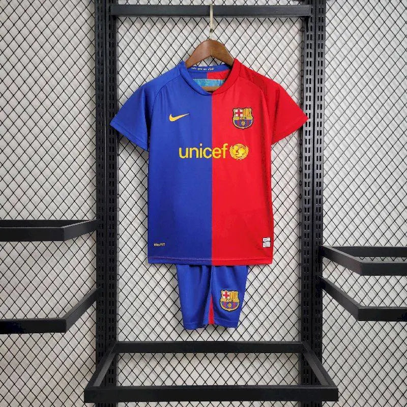 Camisa e shorts retrô infantil do Barcelona 2008/09