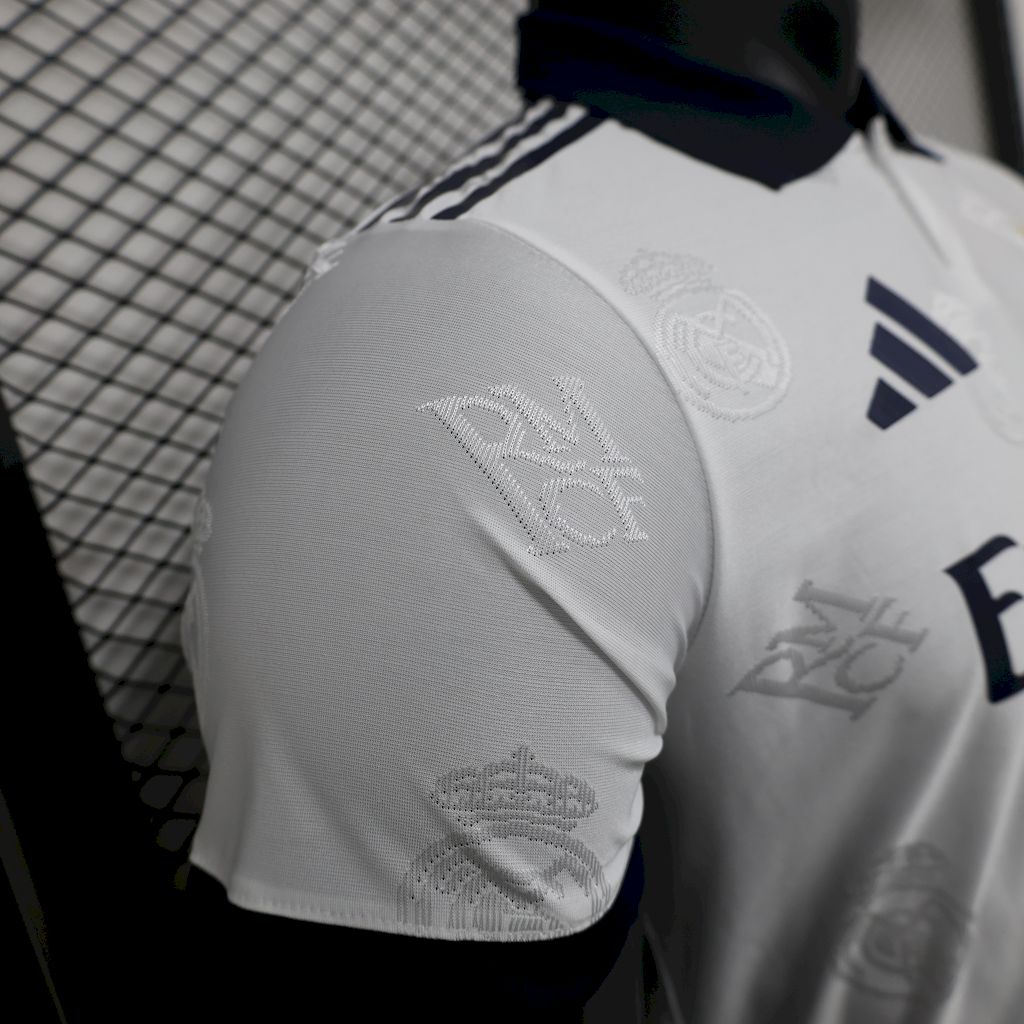 Camisa Real Madrid 2025/26 Edição Especial Branca Versão Jogador