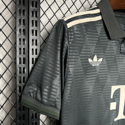 Bayern Munich 2024/25 Oktoberfest Jersey