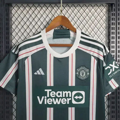 Camisa reserva do Manchester United 2023/24