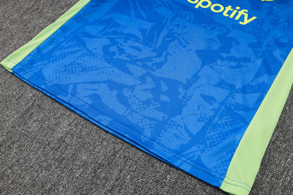 Camisa de treino adulto Barcelona 2025/26 + short 815