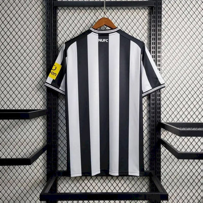Men's Newcastle United 2023/24 Home Jersey