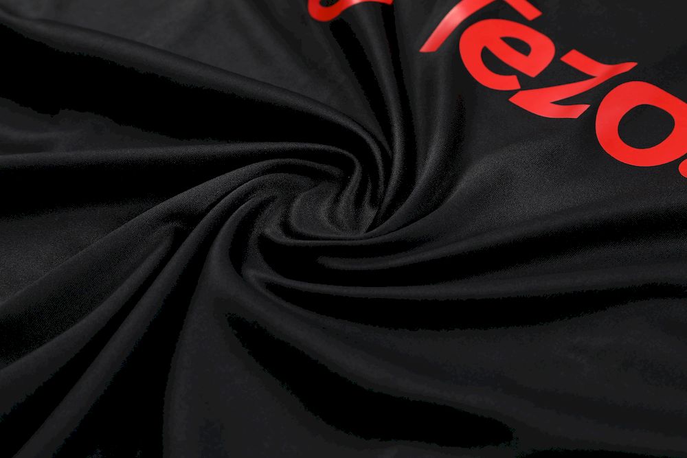 Camisa de treino adulto Manchester United 2023/24 + short 418